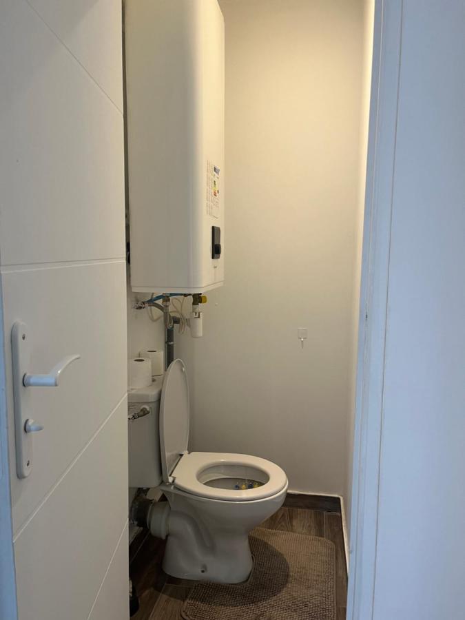 Appartement 4 Personnes, Aeroport Marseille Маринян Екстериор снимка
