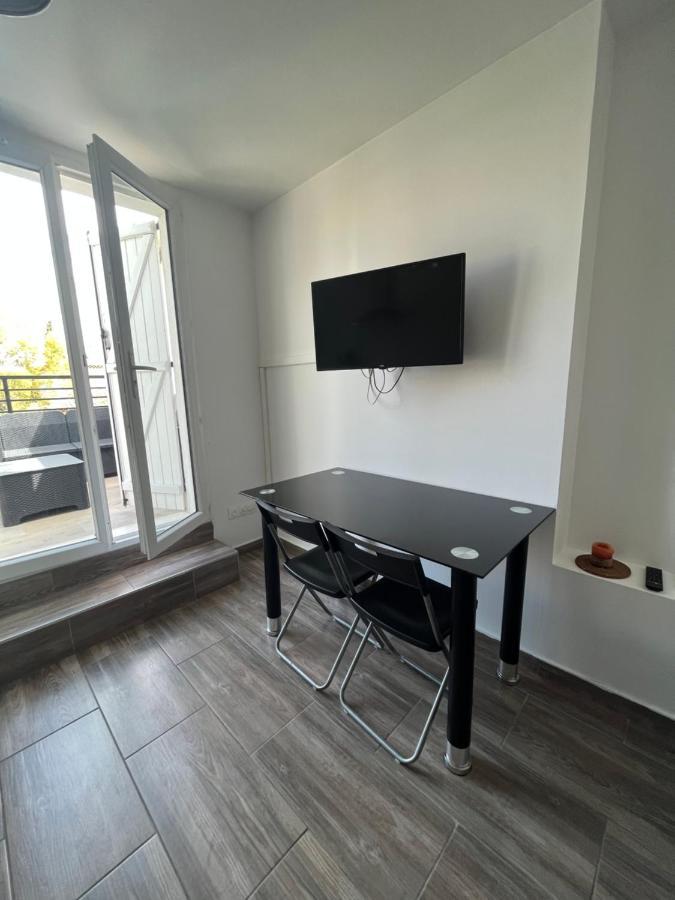 Appartement 4 Personnes, Aeroport Marseille Маринян Екстериор снимка